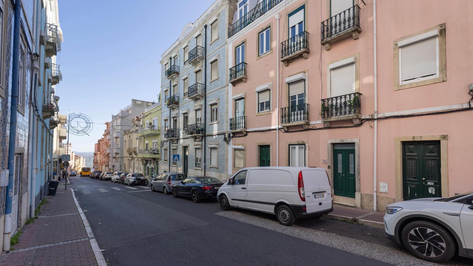 Classic Topfloor Apartment By Lovelystay Lisboa Dış mekan fotoğraf