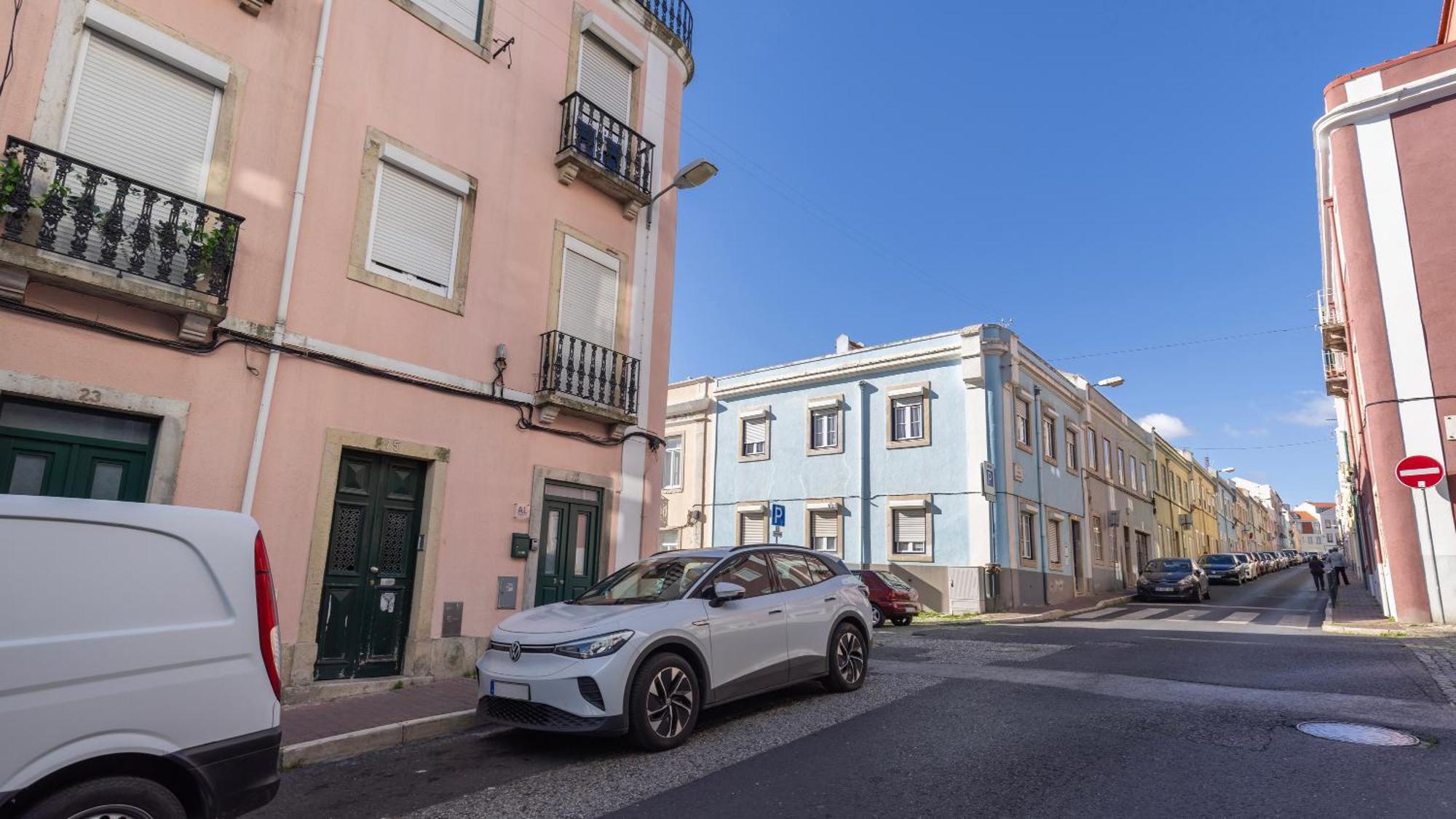 Classic Topfloor Apartment By Lovelystay Lisboa Dış mekan fotoğraf