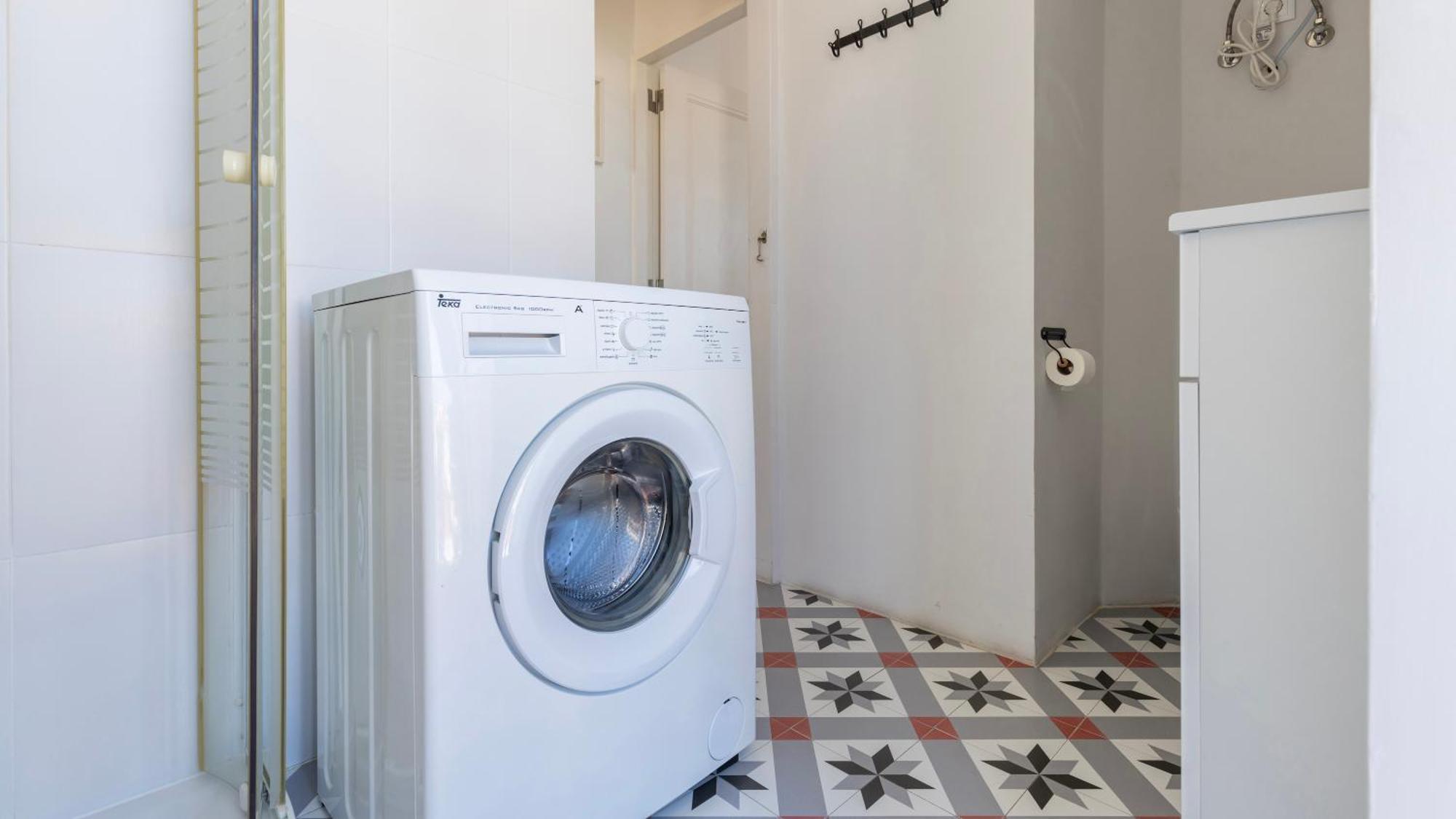 Classic Topfloor Apartment By Lovelystay Lisboa Dış mekan fotoğraf